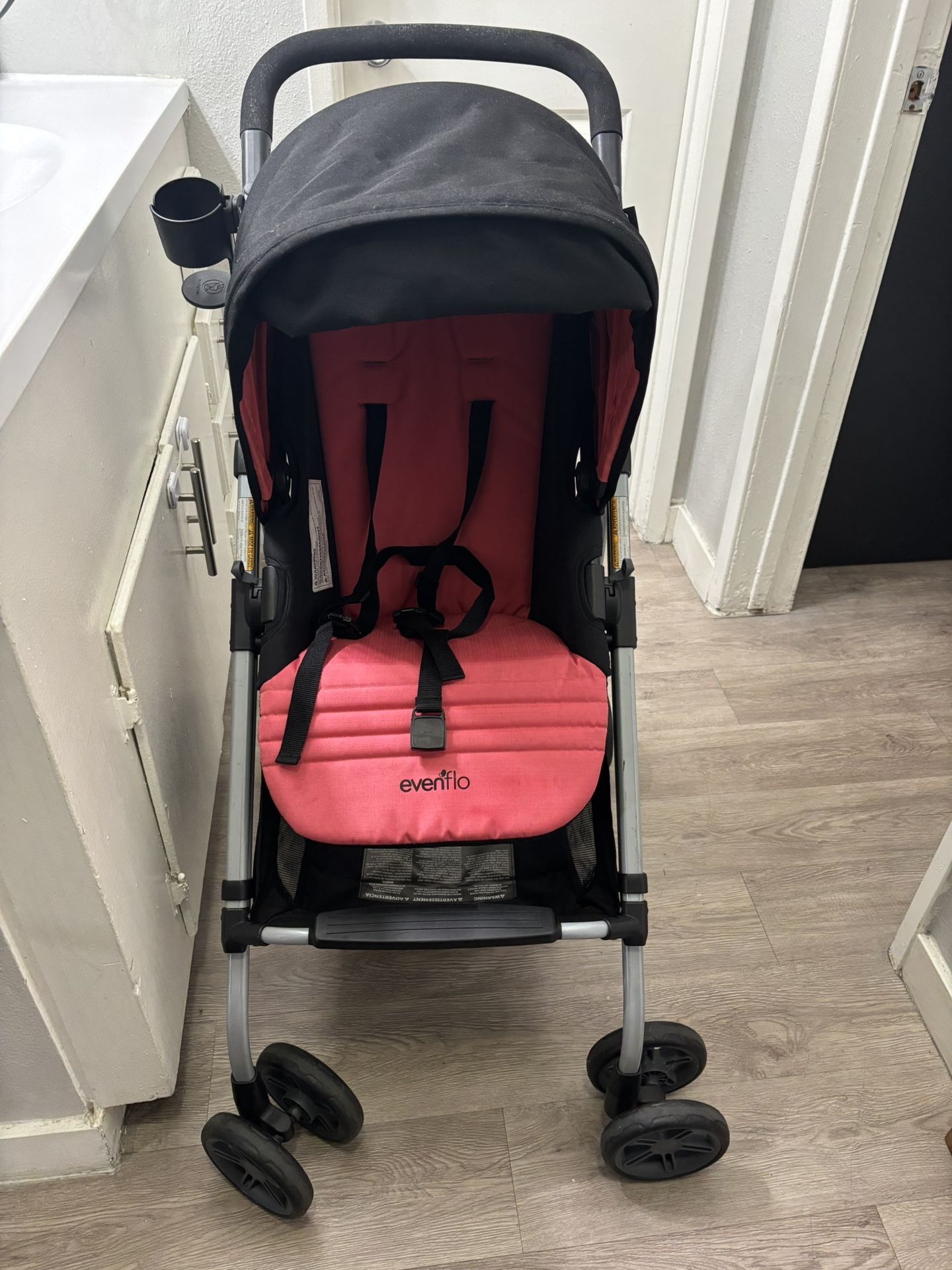 Evenflo Stroller Like new