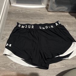 Medium Under Armour Shorts