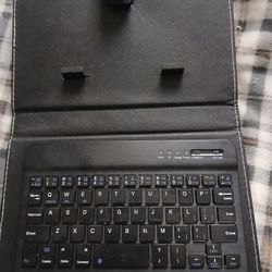 Keyboard   Bluetooth  Wireless  Brad. New.  Made In China