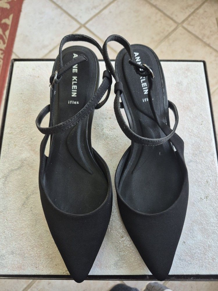 Anne Klein Womens IFLEX KITTENHEEL PUMP SANDAL