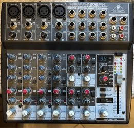 Behringer Xenyx 1202fx