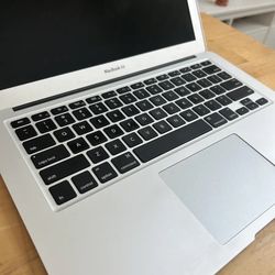 MacBook Air 13 Inch 