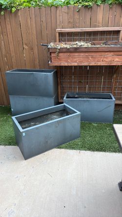 5 FREE Planters