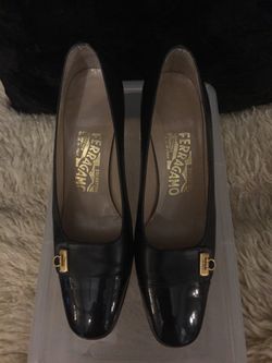 Salvatore Ferragamo Ladies Black shoes size 6