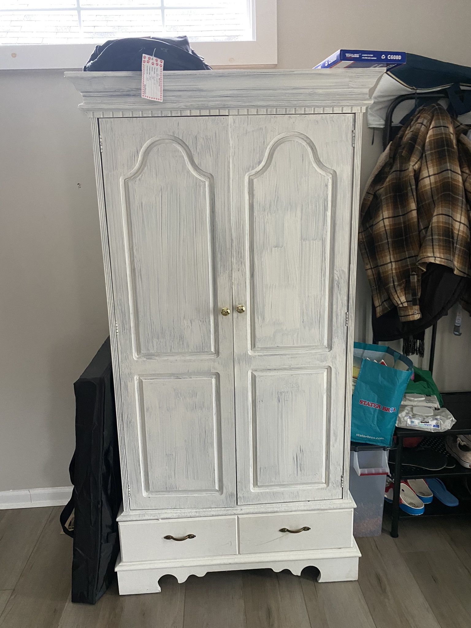 Armoire Cabinet