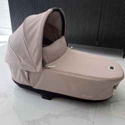 Cybex Priam Lux Carry Cot - Baby Carrier