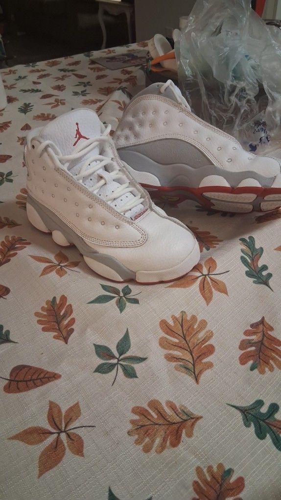 13 And 1/2 Child Retro 13 Jordan Wolf Gray Only Been More Months Like Brand New