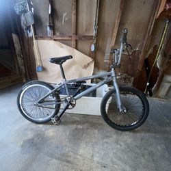 DK 4Pack BMX bike