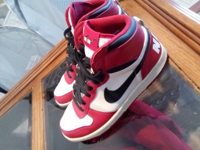 RARE Nike Big Nike High Spike Lee Sz 9 RARE