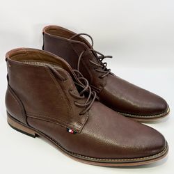 Men boots size 10.5