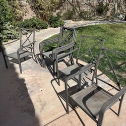 6 Patio  Chairs