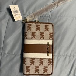 NWT Wallet