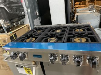 Viking 36” range top in stainless steel new open box