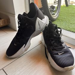 Nike Lebron Witness VI (CZ4052-002)- Black/White-Dark Obsidian