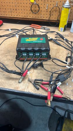 Deltran Battery Tender