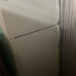 FREE! Regular sized Refrigerator