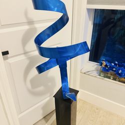 Modern Swirl Sculpture Accent Piece