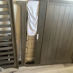 Convertible Baby Crib 