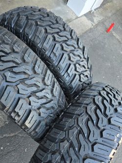 only 3 used tires Lt275 65r20 Maxtek mud trac, like 99% tread on, LR(E) $299.00 all 3