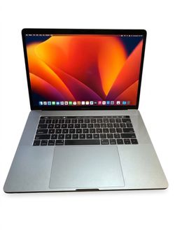 MacBook Pro 2017 - 15 inches, Touchbar , Core i7, 16GB, 256SSD, Retina
