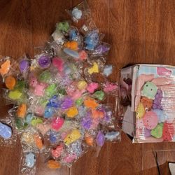 A variety of soft and cute toys, mini mochi soft and cute finger toys, random bulk party gifts, suitable for children aged 4-8 and 8-12, can be used a
