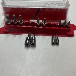 Snap on 12 pc Combination Drive TORX® Bit Standard Socket Set