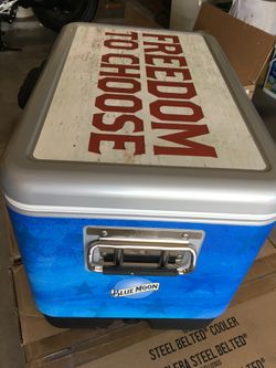 Redd’s Blue Moon Light & Blue Cooler—brand new