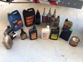 Used oil, all kinds some are half some are 3/4 full take all for 15$