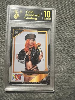 2022 Panini WWE NXT - NXT Gold #4 Gigi Dolin GSG MINT 10 Slab