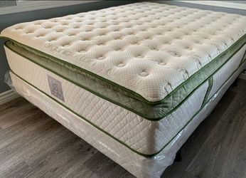 Queen Organic Elite Superior Hybrid Cool Gel Memory Foam Pillow Top 14inch Mattress