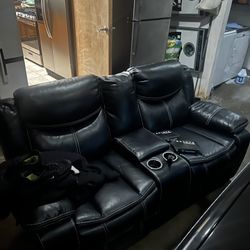 SOFA AND RECLINER