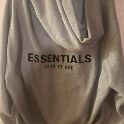 Fear of god essentials XL