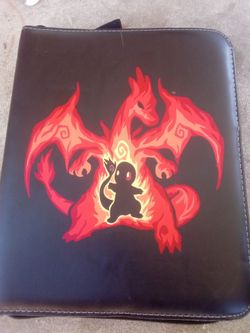 Pokémon Charizard Zippered Trading Card Binder