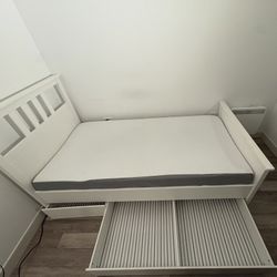 Bed Frame And Mattress 