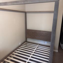 Queen Canopy Bedframe - Walnut Color