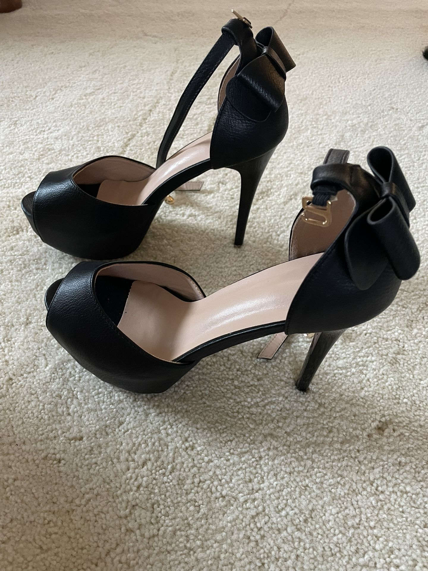 Black Bow Decor Peep Toe Stiletto Heeled Ankle Strap Pumps Size 8.5/ Eu39