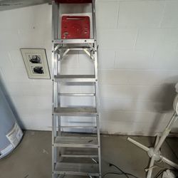 Ladder 6 ft