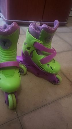 Kid skates