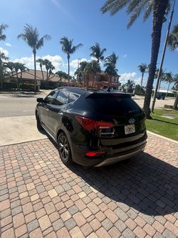 Hyundai Santa Fe SUV Black