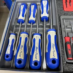 7 Pc Blue-Point Screwdriver Set  & 4 Set Snap On )