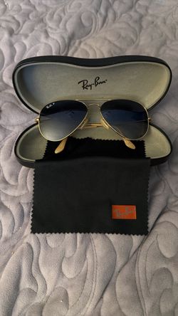 Ray-Ban Aviator Sunglasses with Case