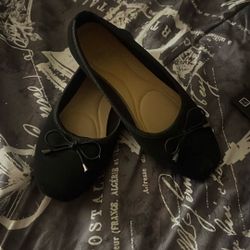 Black Flat Shoes