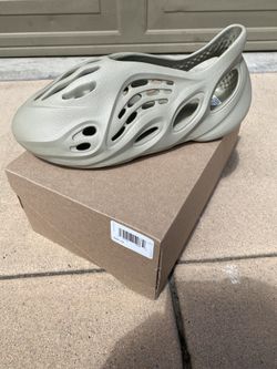Yeezy Foam Runners Ochre (Size: 12)