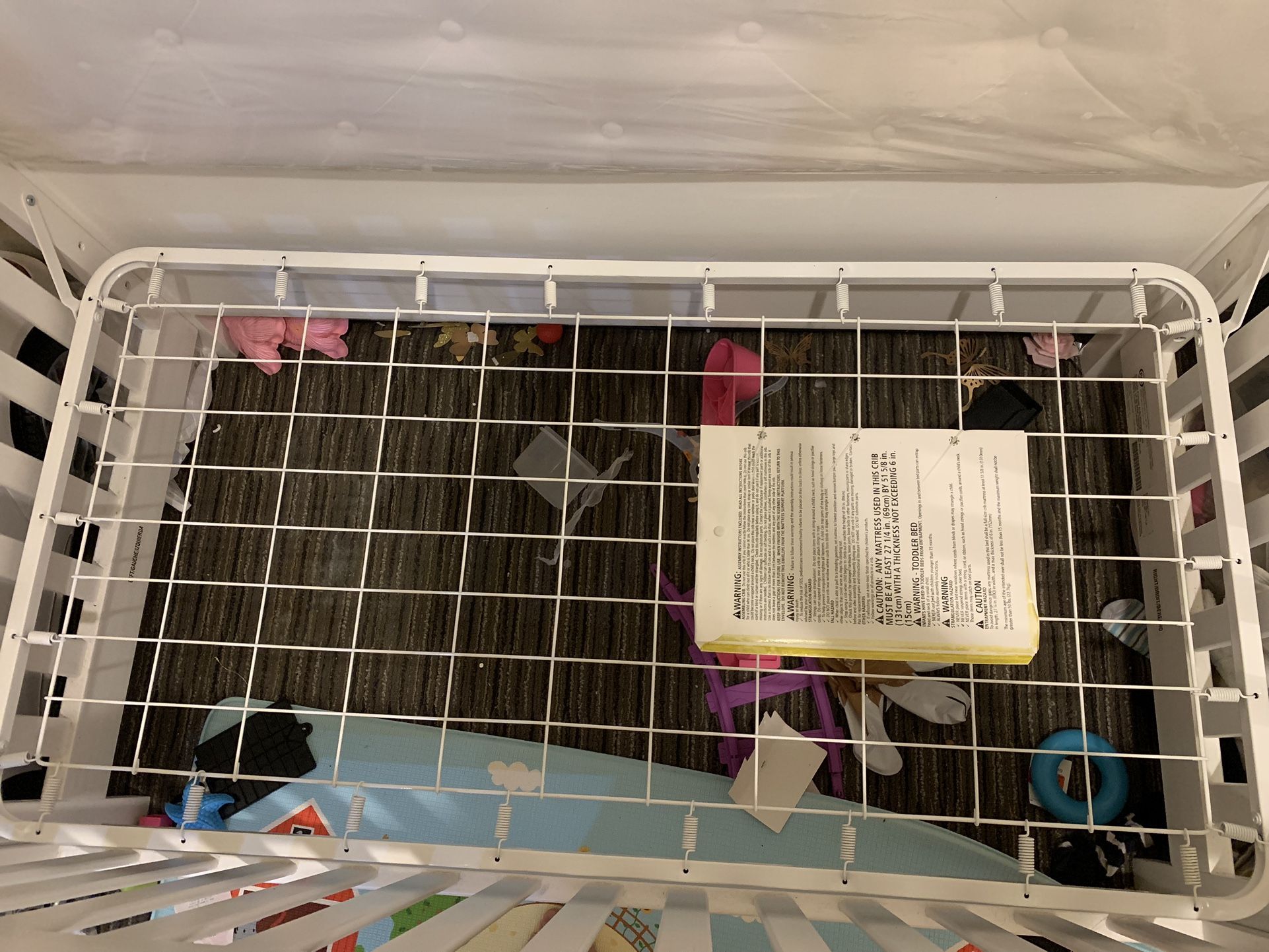 Manervia in Convertible Upholstered Crib By Harriet Bee Color