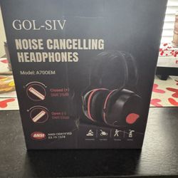 Noise canceling Headphones 