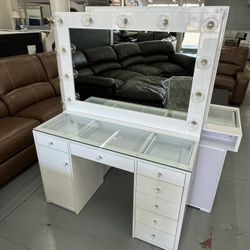 Amazing Looking Vanities 