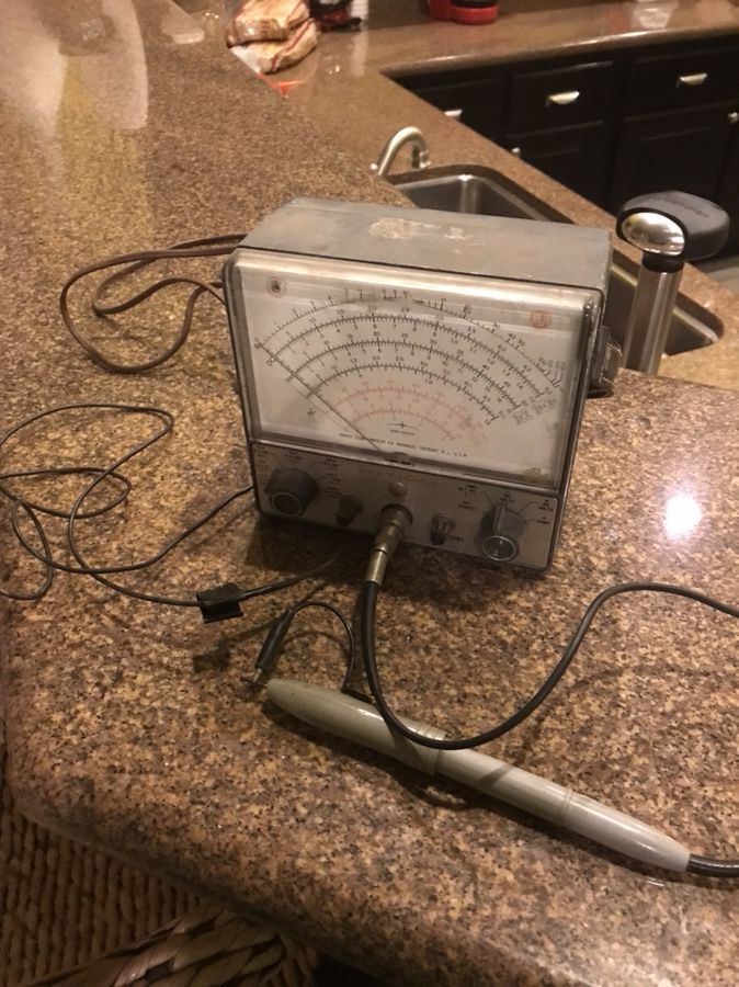 RCA WV-98A Senior VoltOhmyst Vacuum Tube Volt Ohm Meter with Crystal Diode Probe