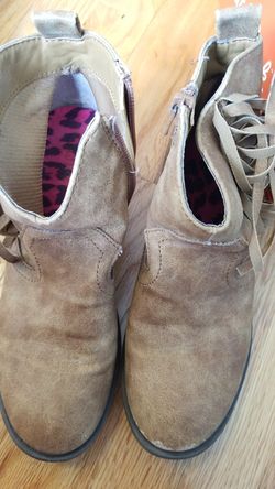 Girls kids size 7 justice boots $3