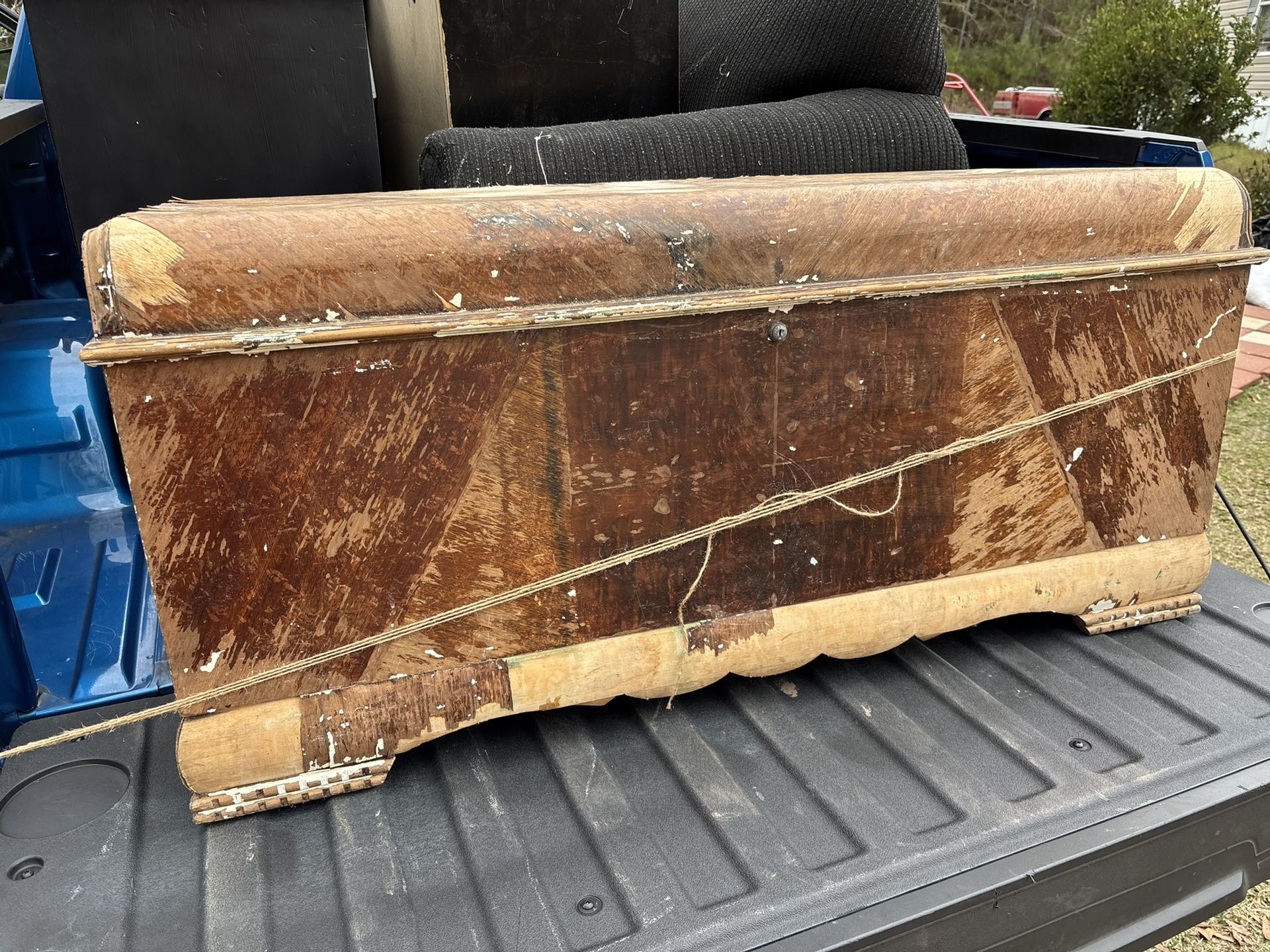 Lane Hope Chest Early 1900s