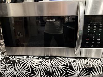 Microwave Under Cabinet